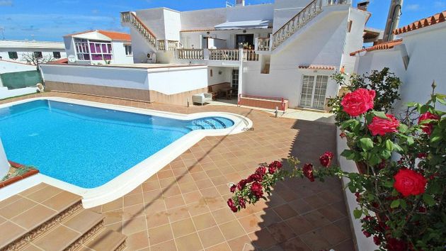 Foto 1 de Venta de casa en Castell (Es) de 4 habitaciones con terraza y piscina