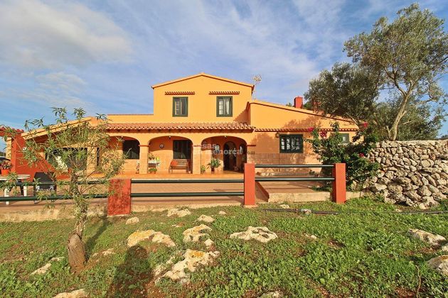 Foto 2 de Casa en venda a Sant Lluís de 5 habitacions amb terrassa i garatge