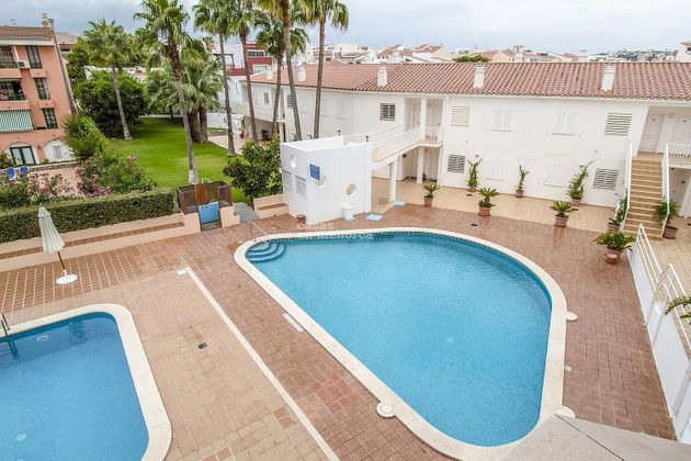 Foto 1 de Dúplex en venda a Castell (Es) de 2 habitacions amb terrassa i piscina