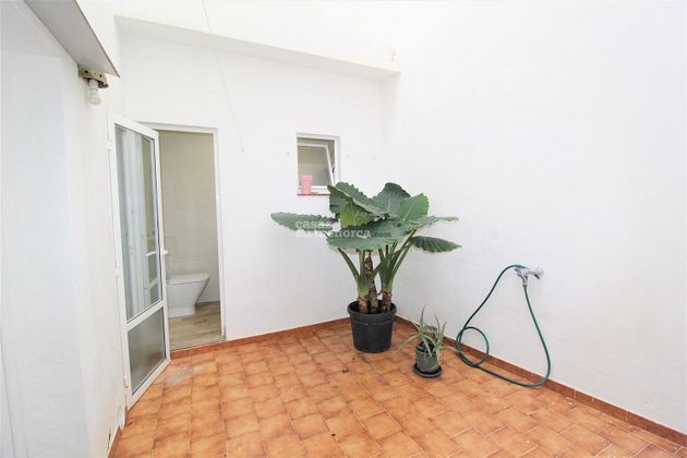 Foto 1 de Casa adossada en venda a Maó de 5 habitacions amb terrassa i garatge