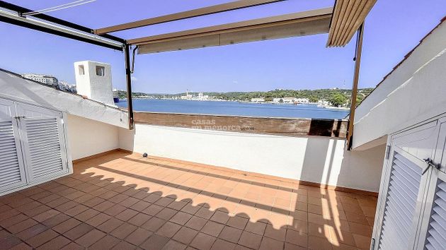 Foto 2 de Dúplex en venda a Maó de 4 habitacions amb terrassa i balcó