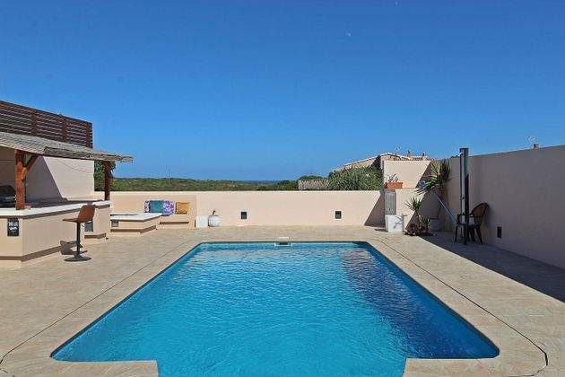 Foto 2 de Chalet en venta en Cala Llonga-Sa Mesquida de 3 habitaciones con terraza y piscina