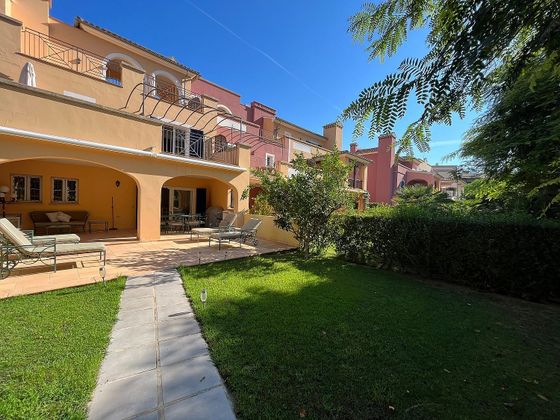 Foto 1 de Casa adosada en venta en Cas Catala - Illetes de 3 habitaciones con terraza y piscina