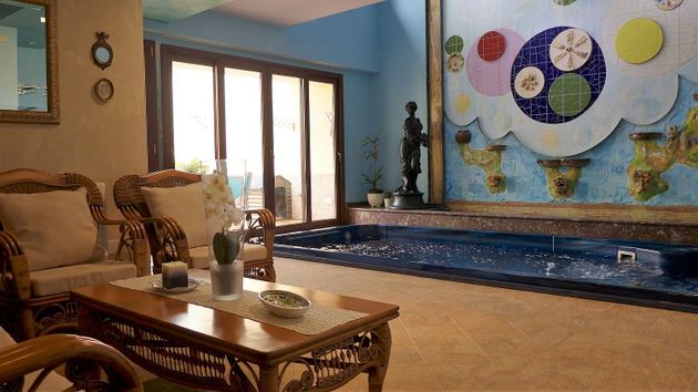 Foto 1 de Casa adossada en venda a Centro - Inca de 4 habitacions amb terrassa i piscina