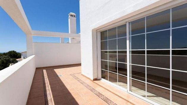 Foto 1 de Pis en venda a avenida De la Alcudia de 2 habitacions amb terrassa i piscina