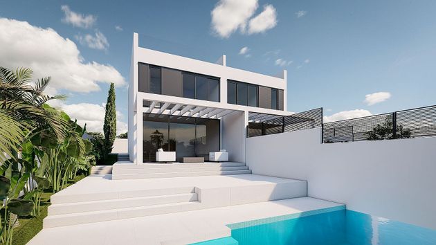Foto 2 de Casa en venda a Badia Blava-Badia Gran-Tolleric de 3 habitacions amb terrassa i piscina