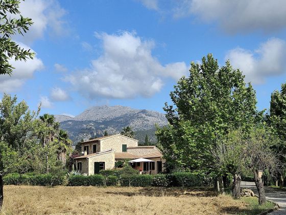 Foto 2 de Casa rural en venda a Selva de 4 habitacions amb terrassa i piscina