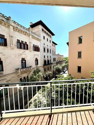 Foto 1 de Alquiler de piso en La Seu - Cort - Monti-sión de 3 habitaciones con terraza y balcón