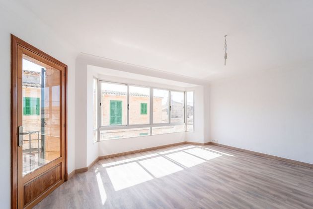Foto 1 de Alquiler de piso en Santanyí de 4 habitaciones con terraza y balcón