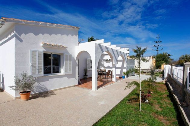 Foto 2 de Xalet en venda a Port d'Alcúdia - Platja d'Alcúdia de 3 habitacions amb garatge i jardí