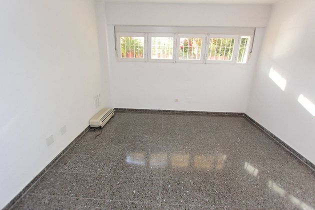 Foto 2 de Oficina en venta en Marquès de la Fontsanta - Pere Garau de 65 m²