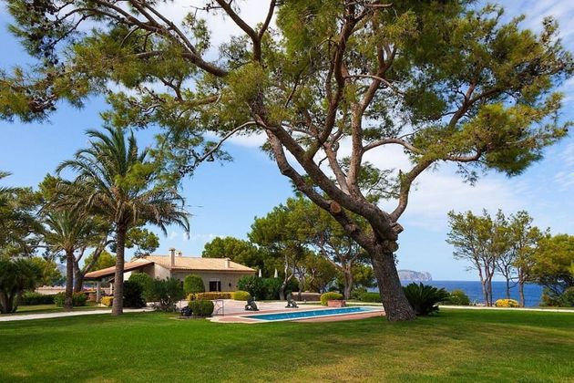 Foto 1 de Chalet en venta en Port d'Alcúdia - Platja d'Alcúdia de 2 habitaciones con terraza y piscina