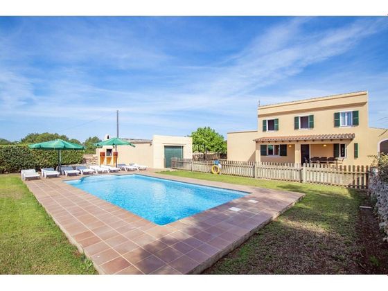Foto 1 de Casa en venda a Cala Blanca de 6 habitacions amb terrassa i piscina