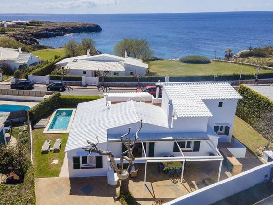 Foto 1 de Casa en venda a Sant Lluís de 5 habitacions amb terrassa i piscina