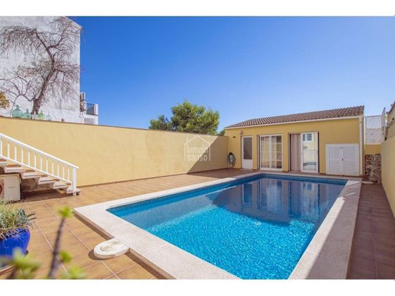 Foto 2 de Casa en venda a Maó de 4 habitacions amb terrassa i piscina