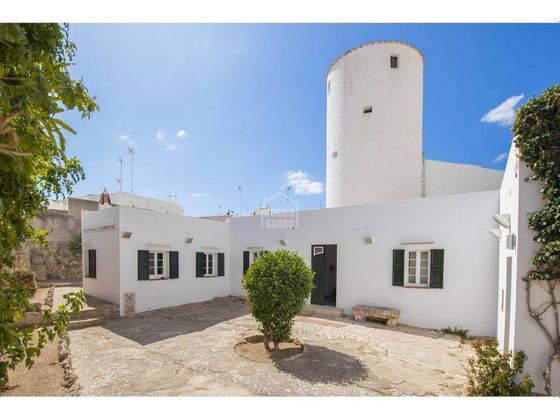 Foto 1 de Piso en venta en Ciutadella de 5 habitaciones con terraza y garaje