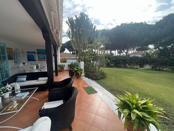 Foto 2 de Xalet en venda a Cabo Pino - Reserva de Marbella de 4 habitacions amb terrassa i garatge