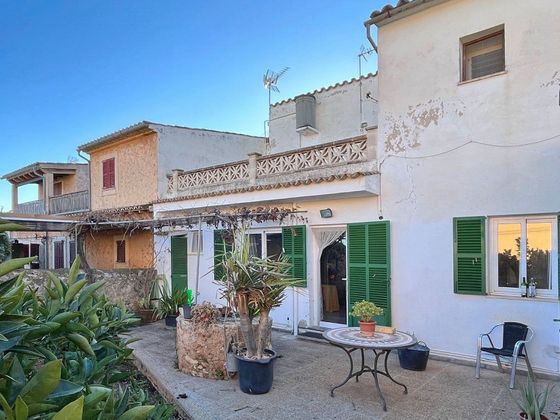 Foto 1 de Chalet en venta en Santa María del Camí de 4 habitaciones con terraza y garaje