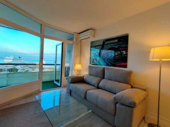 Foto 2 de Alquiler de piso en Sta. Catalina - El Jonquet de 2 habitaciones con terraza y piscina