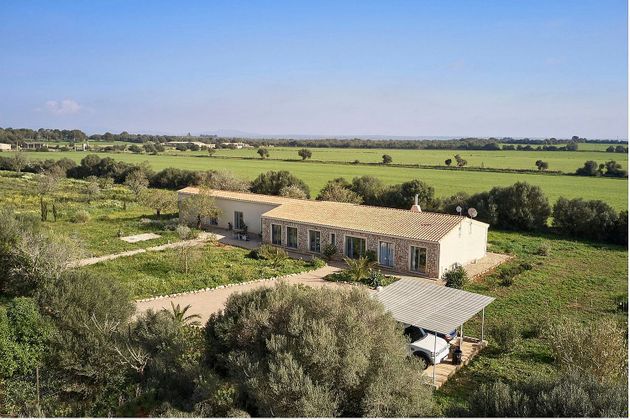 Foto 1 de Casa rural en venda a Campos de 5 habitacions amb terrassa i piscina