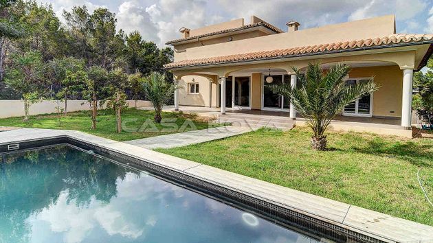 Foto 1 de Chalet en venta en Sol de Mallorca de 3 habitaciones con terraza y piscina