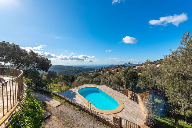 Foto 1 de Xalet en venda a Puigpunyent de 4 habitacions amb terrassa i piscina