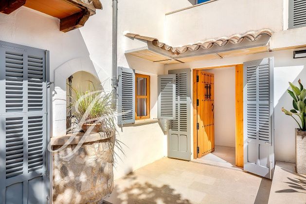 Foto 2 de Casa rural en venta en Puigpunyent de 4 habitaciones con terraza y garaje