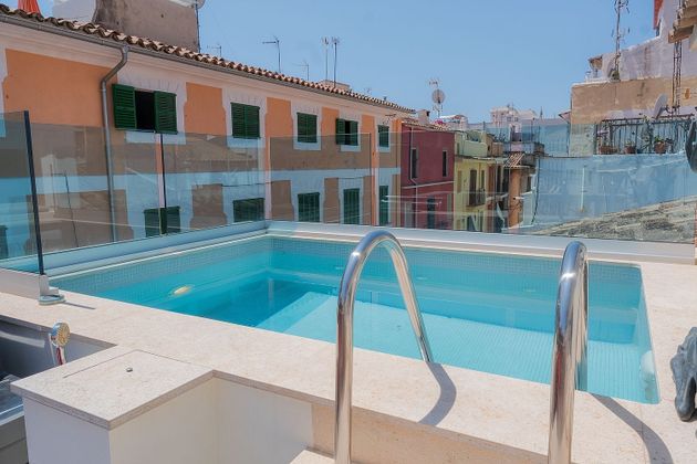 Foto 2 de Venta de casa en Sindicat de 5 habitaciones con terraza y piscina