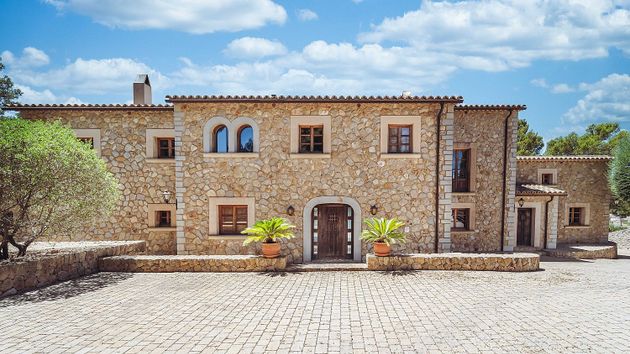 Foto 2 de Casa rural en venta en Puigpunyent de 4 habitaciones con terraza y piscina
