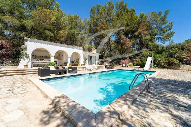 Foto 2 de Casa rural en venta en Génova de 10 habitaciones con terraza y piscina