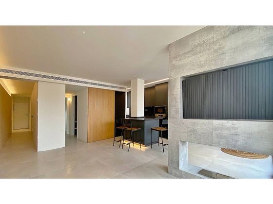Foto 2 de Àtic en venda a Ensanche - Diputación de 2 habitacions amb terrassa i aire acondicionat