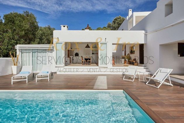 Foto 2 de Casa en lloguer a calle Disseminat Es Vedrà de 5 habitacions amb terrassa i piscina
