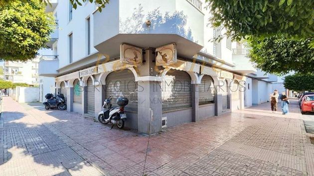 Foto 1 de Local en lloguer a calle De València amb terrassa