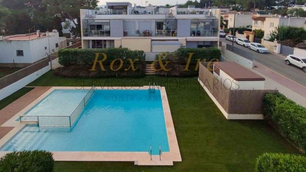 Foto 2 de Ático en venta en calle Del General Gotarredona de 2 habitaciones con terraza y piscina