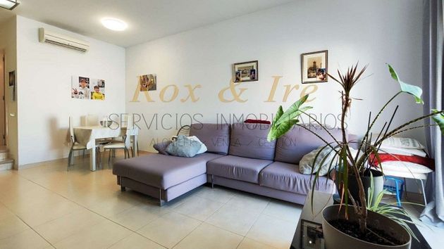 Foto 2 de Dúplex en lloguer a Sant Antoni de Portmany de 3 habitacions amb mobles i balcó