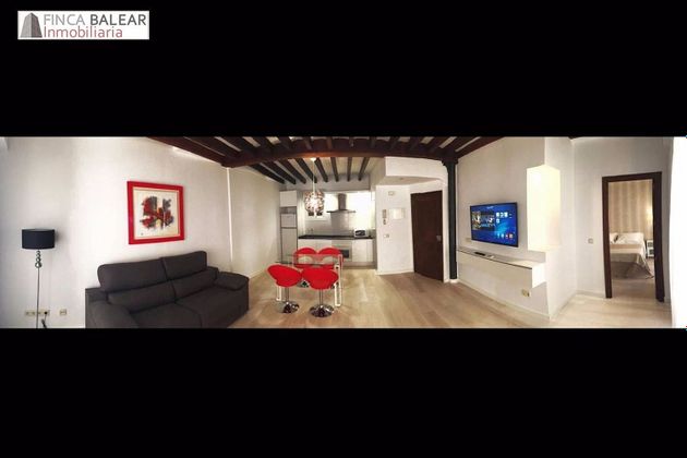 Foto 2 de Alquiler de piso en calle De la Bosseria de 1 habitación con muebles y balcón