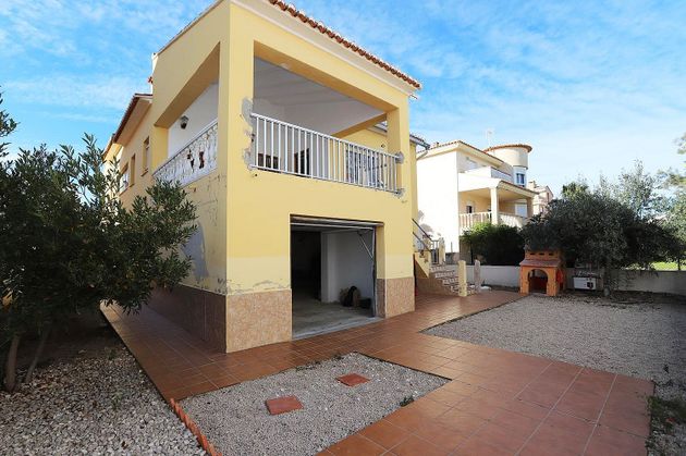Foto 2 de Chalet en venta en Oliva Playa de 5 habitaciones con terraza y balcón