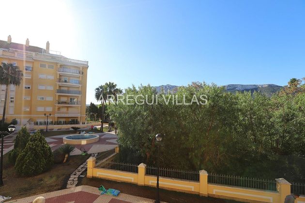 Foto 2 de Pis en venda a avenida De Ramón Ortega de 4 habitacions amb terrassa i piscina