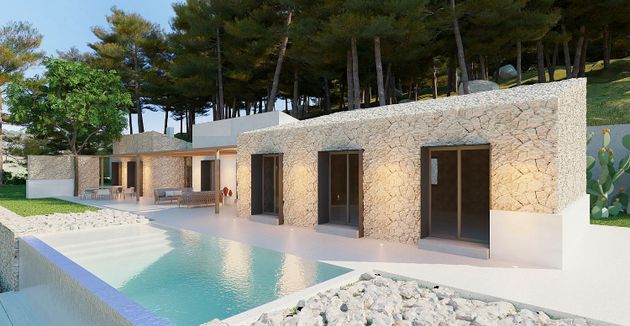 Foto 1 de Chalet en venta en Sineu de 4 habitaciones con terraza y piscina