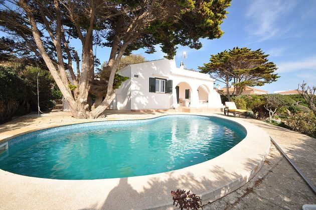 Foto 2 de Xalet en venda a Castell (Es) de 3 habitacions amb terrassa i piscina