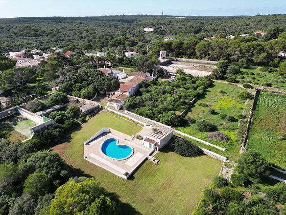 Foto 2 de Casa rural en venda a Sant Lluís de 10 habitacions amb terrassa i piscina