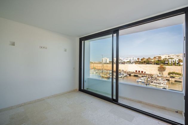 Foto 1 de Dúplex en venda a Ciutadella de 3 habitacions amb terrassa i piscina