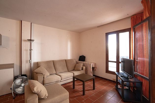 Foto 2 de Piso en venta en Cala Blanca de 2 habitaciones con terraza