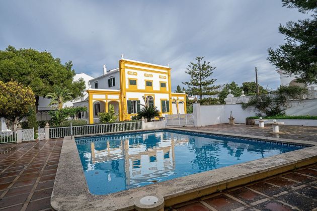 Foto 1 de Casa rural en venda a Sant Lluís de 5 habitacions amb terrassa i piscina