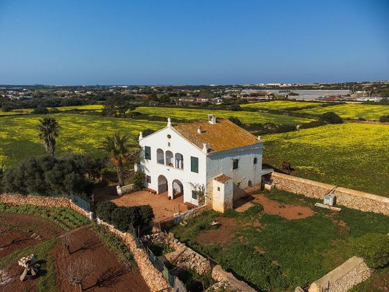 Foto 1 de Casa rural en venda a Ciutadella de 4 habitacions amb terrassa i jardí