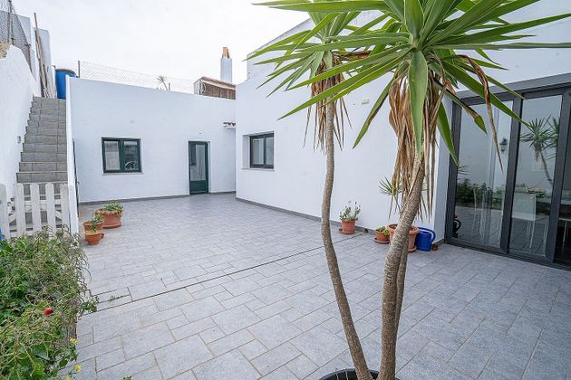 Foto 1 de Pis en venda a Ciutadella de 3 habitacions amb terrassa
