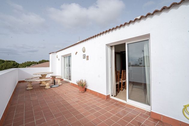 Foto 1 de Piso en venta en Ciutadella de 3 habitaciones con terraza y aire acondicionado