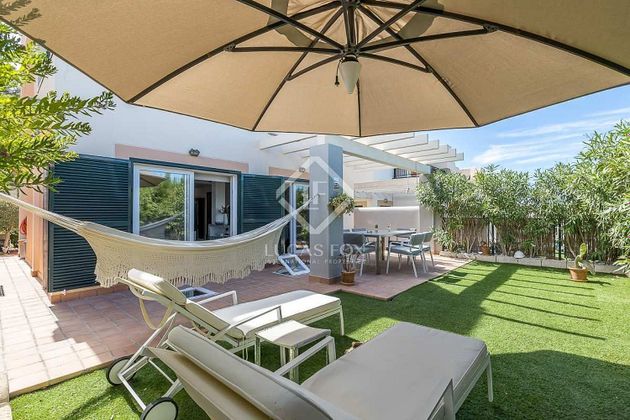 Foto 2 de Casa en venda a Cala Vedella - Cala Tarida - Cala Conta de 3 habitacions amb terrassa i piscina