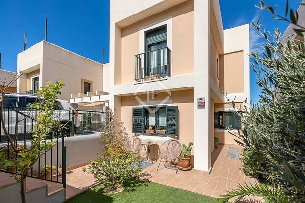Foto 1 de Casa en venda a Cala Vedella - Cala Tarida - Cala Conta de 3 habitacions amb terrassa i piscina