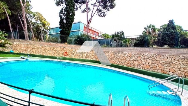 Foto 1 de Pis en venda a Vistahermosa de 4 habitacions amb terrassa i piscina
